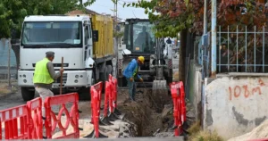 Malatya Büyükşehir Belediyesi, sarsıntı sonrası altyapı yatırımlarını sürat kesmeden sürdürüyor.