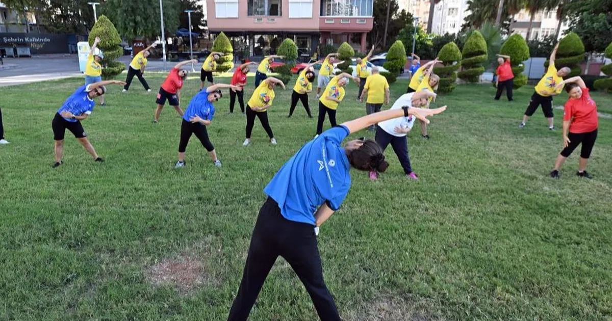 Mersin’de emeklilere “Sabah Sporu” etkinliği