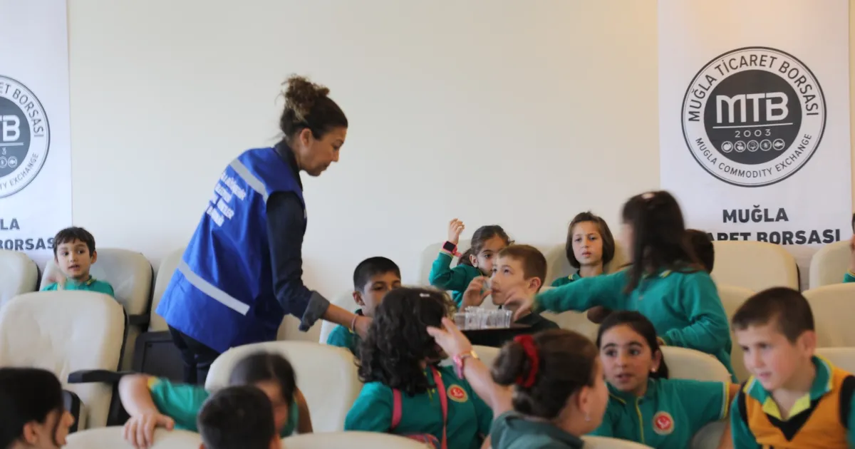 Muğla Büyükşehir Belediyesi, “Geleceğin Tadımcılarını Yetiştiriyoruz” projesi kapsamında ilkokul ve