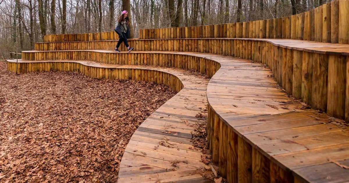 Sonbaharda huzurun adresi Ormanya’da kartpostallık görüntüler