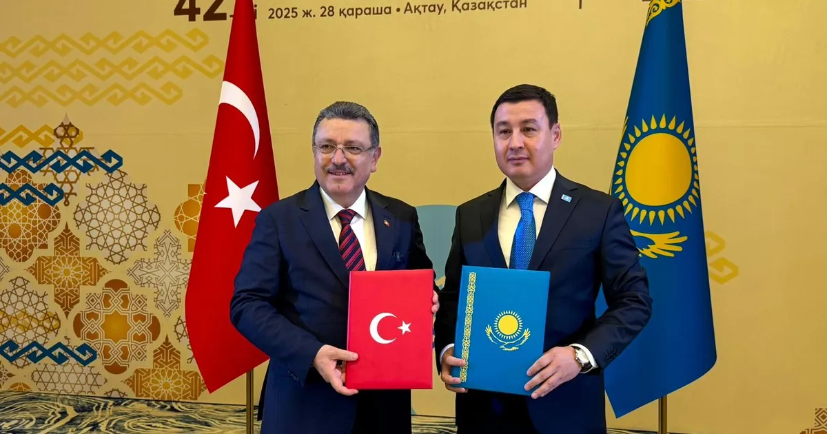 Trabzon ve Kazakistan’ın Aktau kenti kardeş kent oldu. Kardeşlik protokolü,