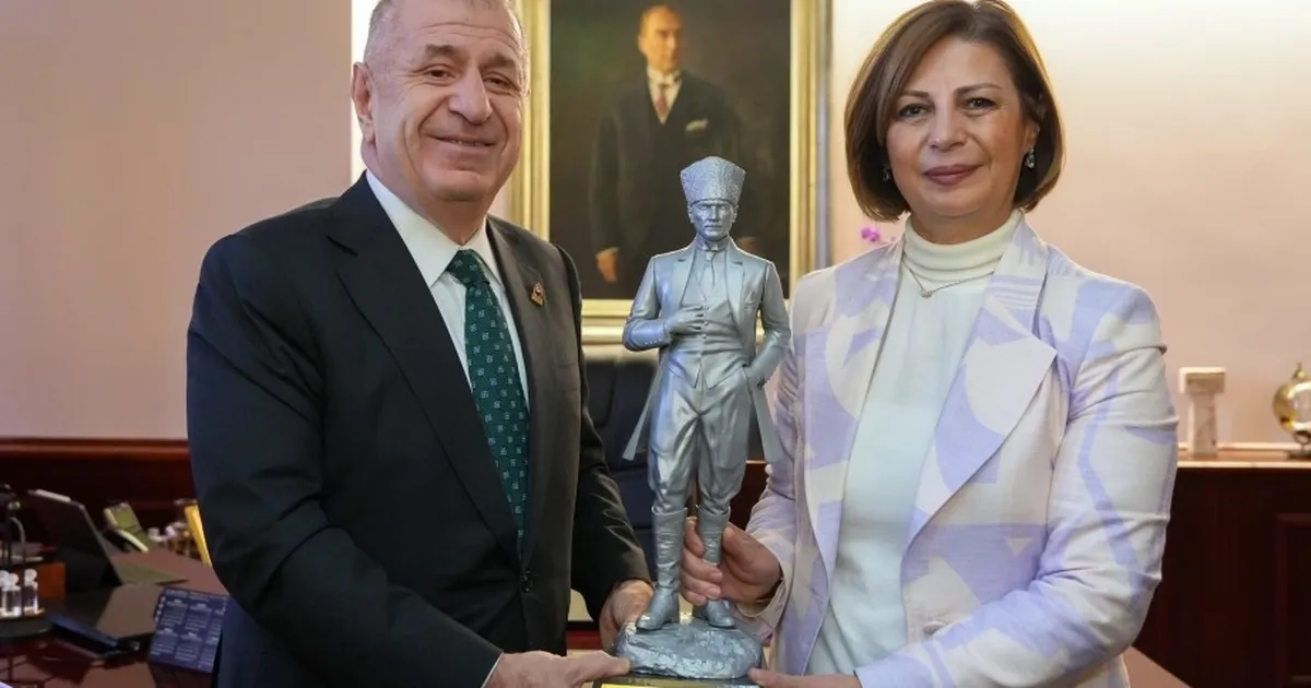 Ümit Özdağ’dan CHP’li başkana ziyaret