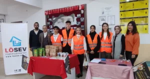 Bilecik Pazaryeri Belediye Başkanı Zekiye Tekin, Lösemili Çocuklar Haftası hasebiyle