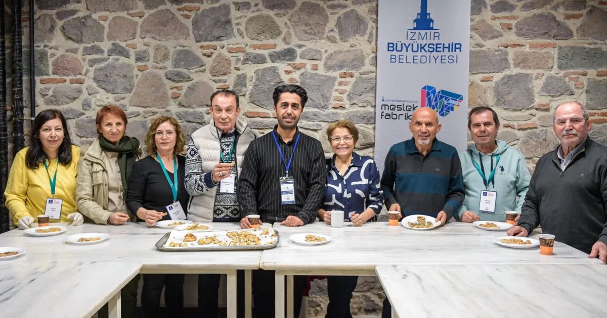 İzmir Büyükşehir Belediyesi tarafından 60 yaş ve üstü yurttaşlar için
