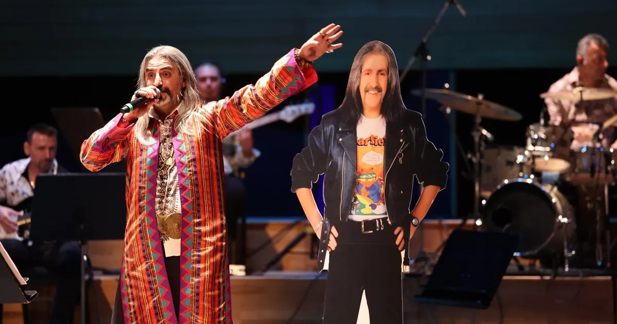 Barış Manço, İzmir’de şarkılarıyla anıldı