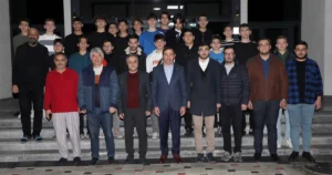 Konya'da Karatay Belediye Başkanı Hasan Kılca, Hacıveyiszade Erkek Öğrenci Yurdu’nda