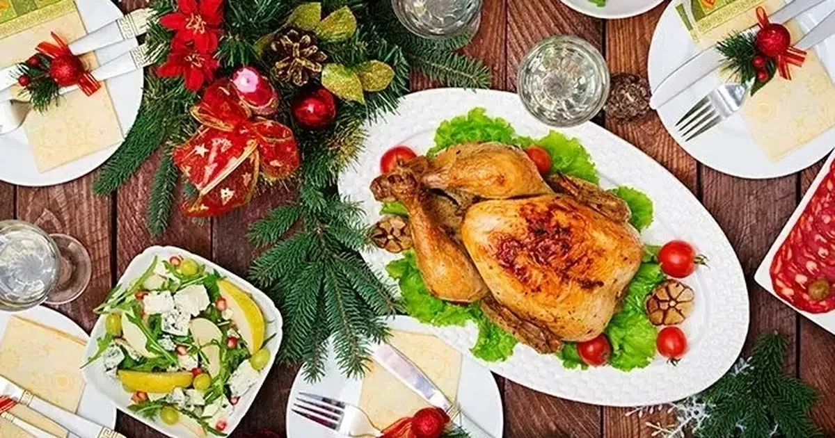 Beslenme uzmanından yılbaşı sofralarında denge önerileri… Yılbaşında çok yedim diye üzülmeyin!