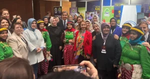 İstanbul’da AK Parti Genel Merkez Bayan Kolları Başkanlığınca düzenlenen “Kadınla