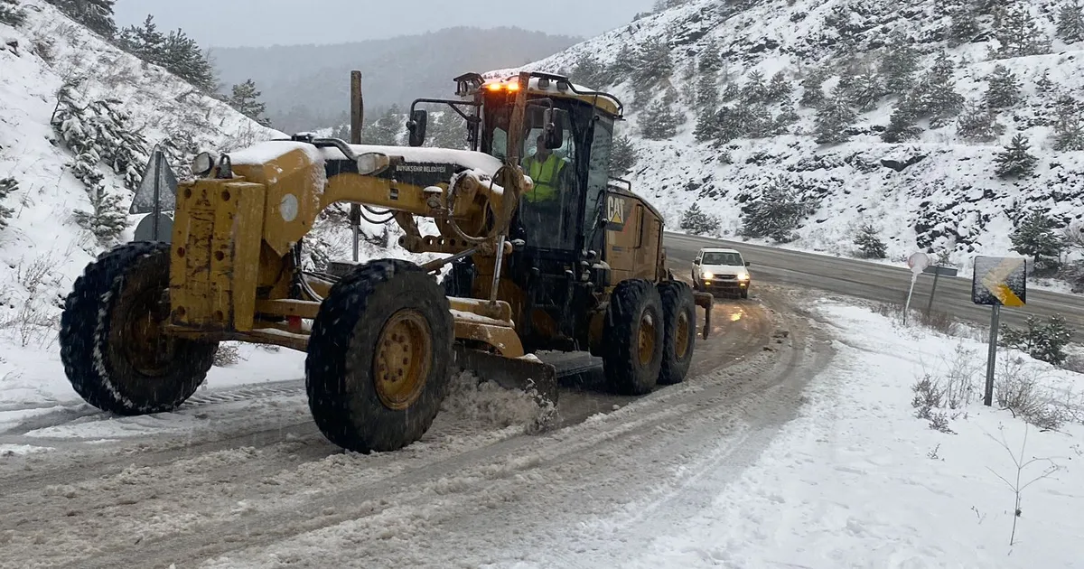 Bursa Büyükşehir’den karla mücadelede son durum