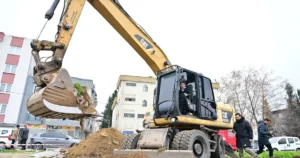 Bursa'da Yıldırım Belediyesi, bir taraftan Bursa’nın en büyük kentsel dönüşüm