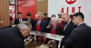 Bursa Büyükşehir Belediyesi, sosyal belediyecilik anlayışıyla hayata geçirdiği Kent Lokantalarının