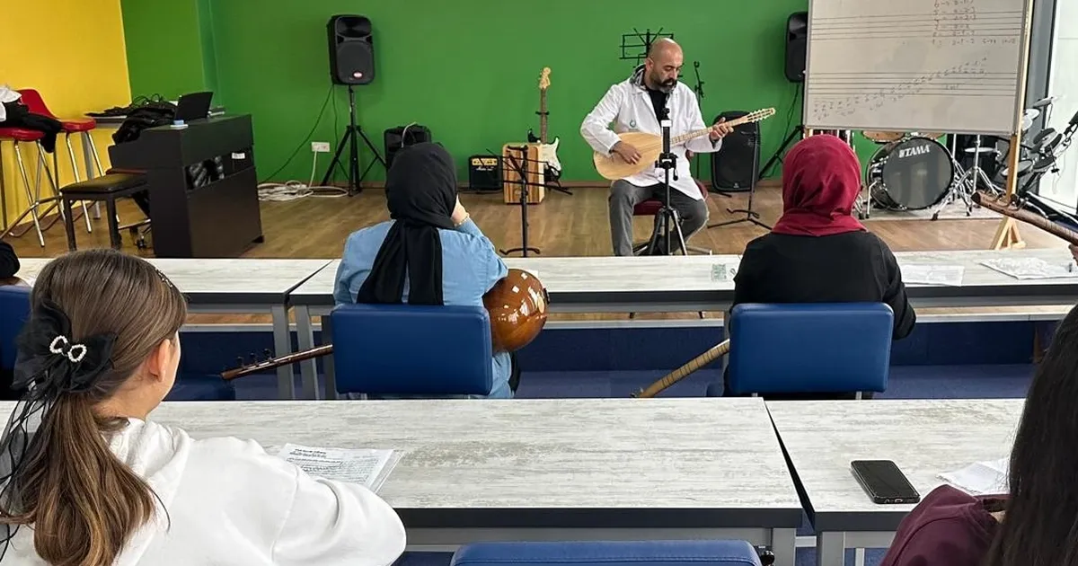 Çayırova’da bağlama kurslarına yoğun ilgi