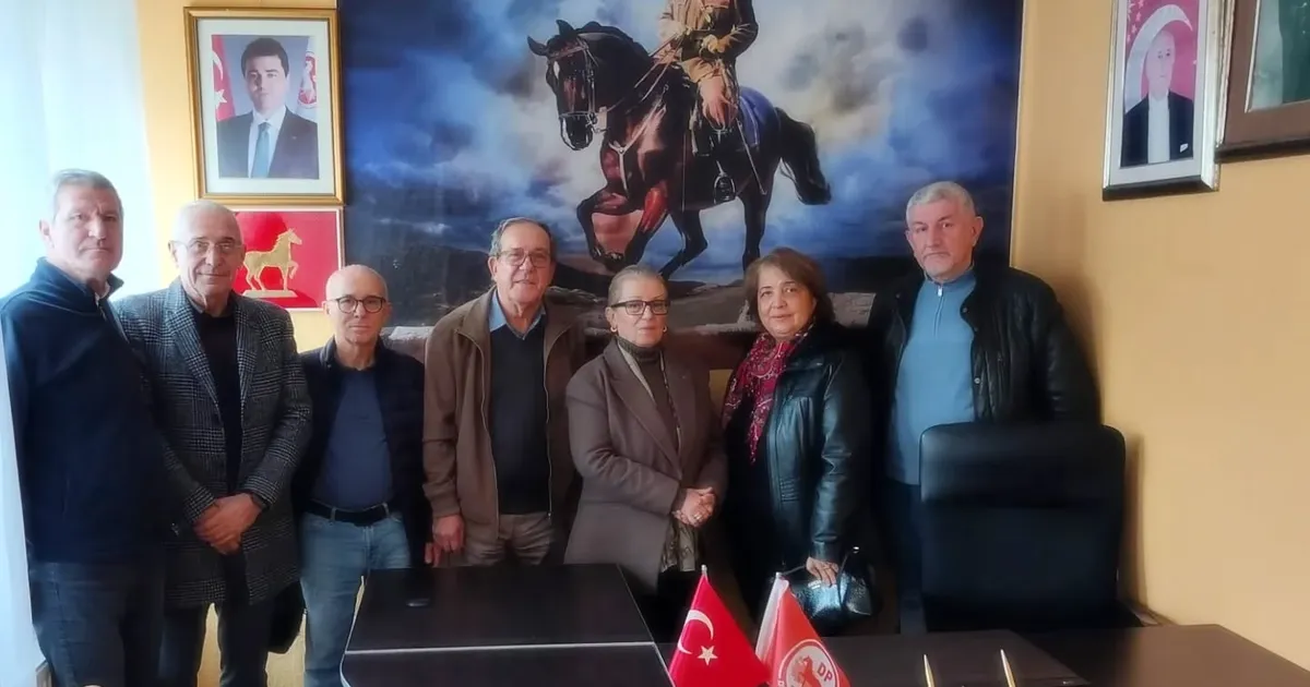 Edirne Emekliler Derneği’nden DP İl Başkanı Ayten Ercan’a ziyaret