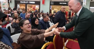 Kocaeli Büyükşehir Belediye Başkanı Tahir Büyükakın, 3 Aralık Dünya Engelliler
