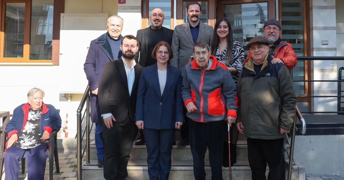 İstanbul’da usta sanatçı Zihni Göktay’a vefa ziyareti