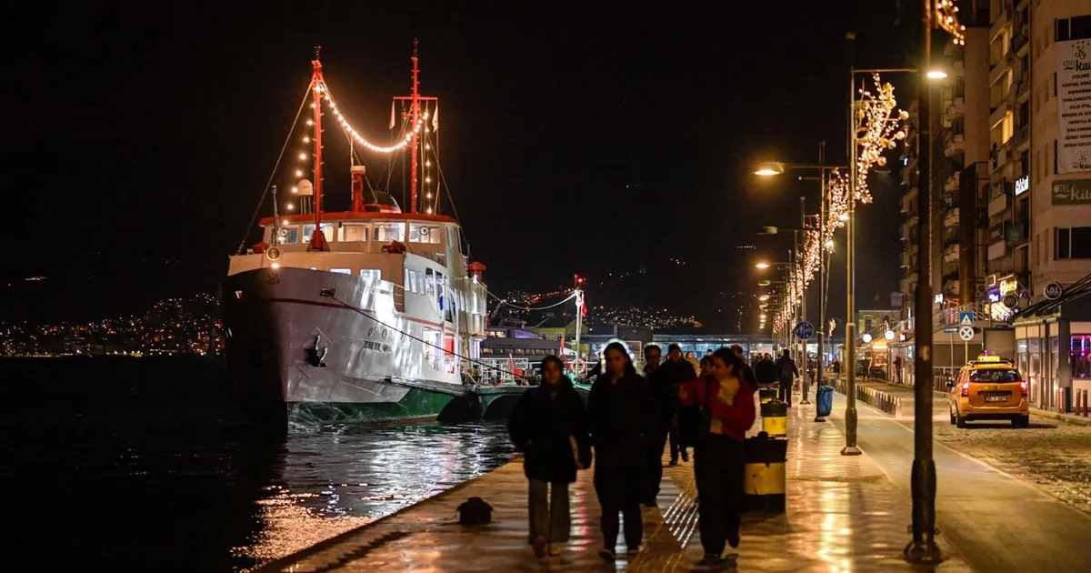 İzmir 2026’ya ışıl ışıl giriyor