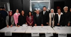 Kayseri Büyükşehir Belediye Başkanı Dr. Memduh Büyükkılıç, AK Parti İl