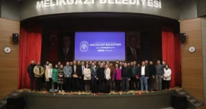 Melikgazi Belediyesi, Kayseri'deki birçok ilçe belediyelerini, bazı il müdürlüklerini ve