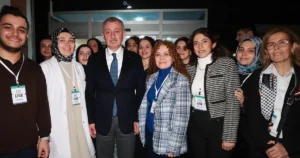 Kocaeli Büyükşehir Belediyesi, “Eğitimde fırsat eşitliği” ilkesi ile hareket ederek