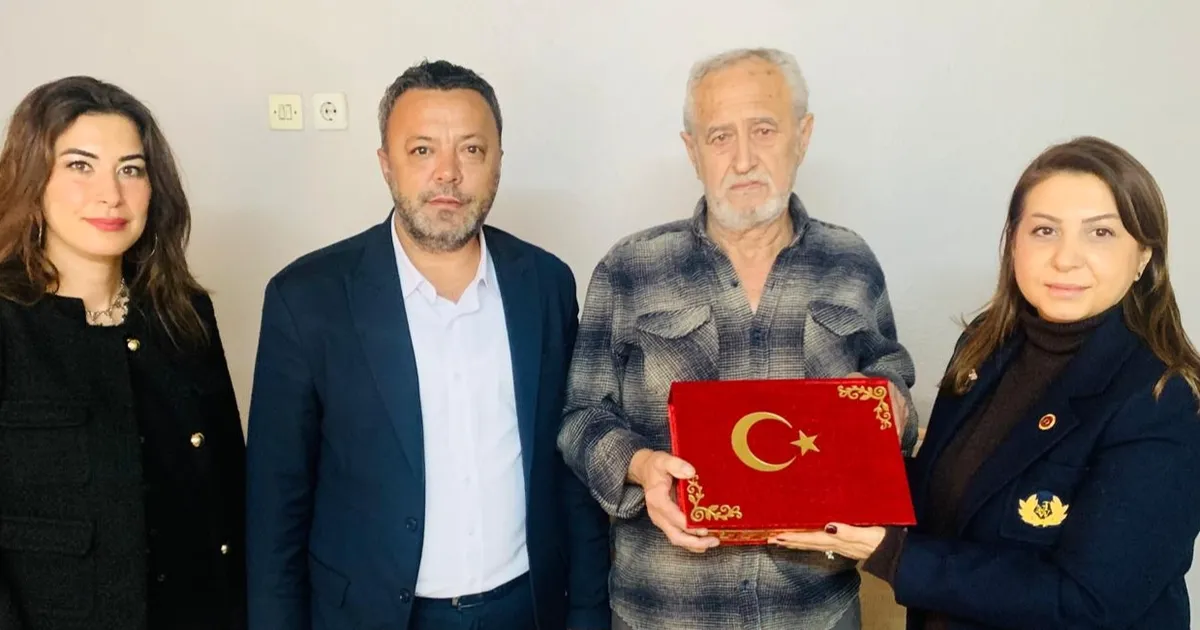 Kocaeli İzmit’te gazilere vefa ziyaretleri sürüyor 