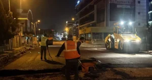 Kocaeli Büyükşehir Belediyesi, ağır bir tempo ile kentin çeşitli noktalarında