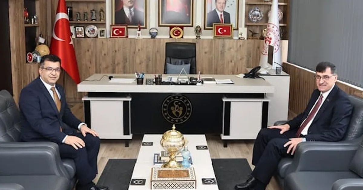 Kütahya’da Başkan Kahveci’den gençliğe ve spora destek