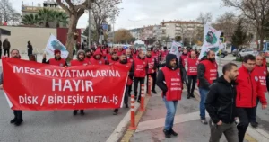 MESS Grup TİS sürecinde patronların sefalet dayatmasına karşı Birleşik Metal-İş