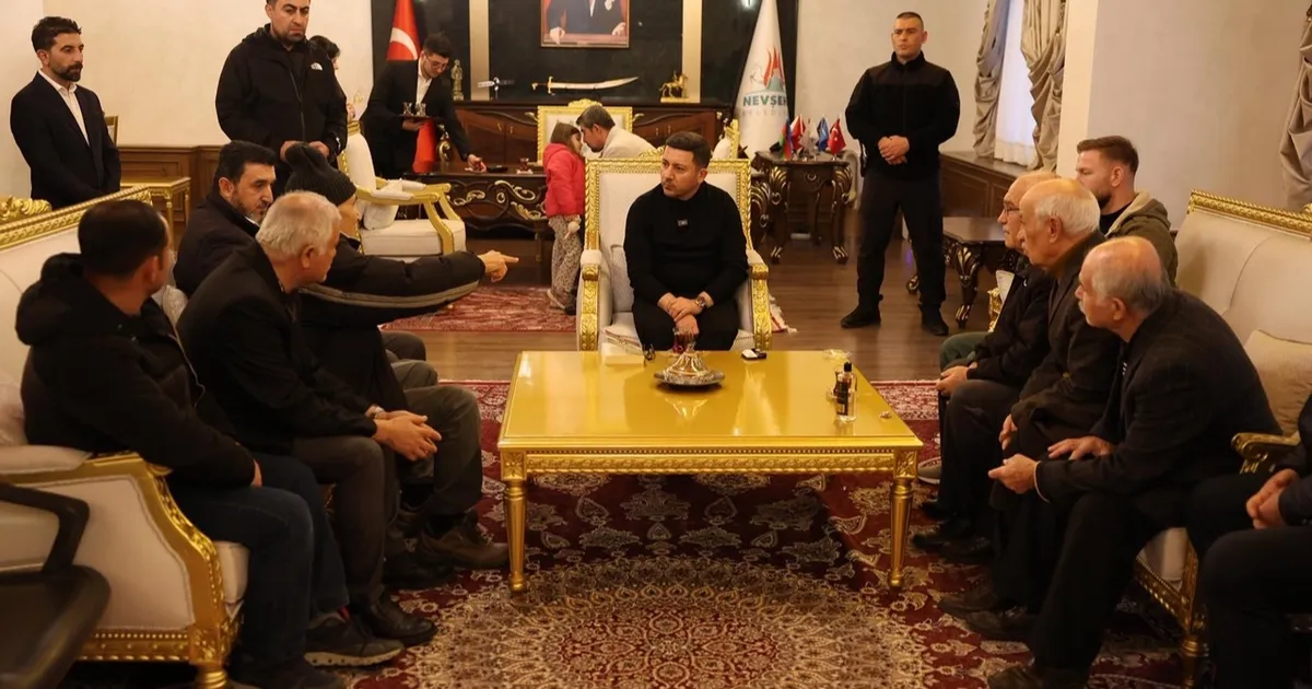 Nevşehirliler makamında Başkan Arı’yla buluştu