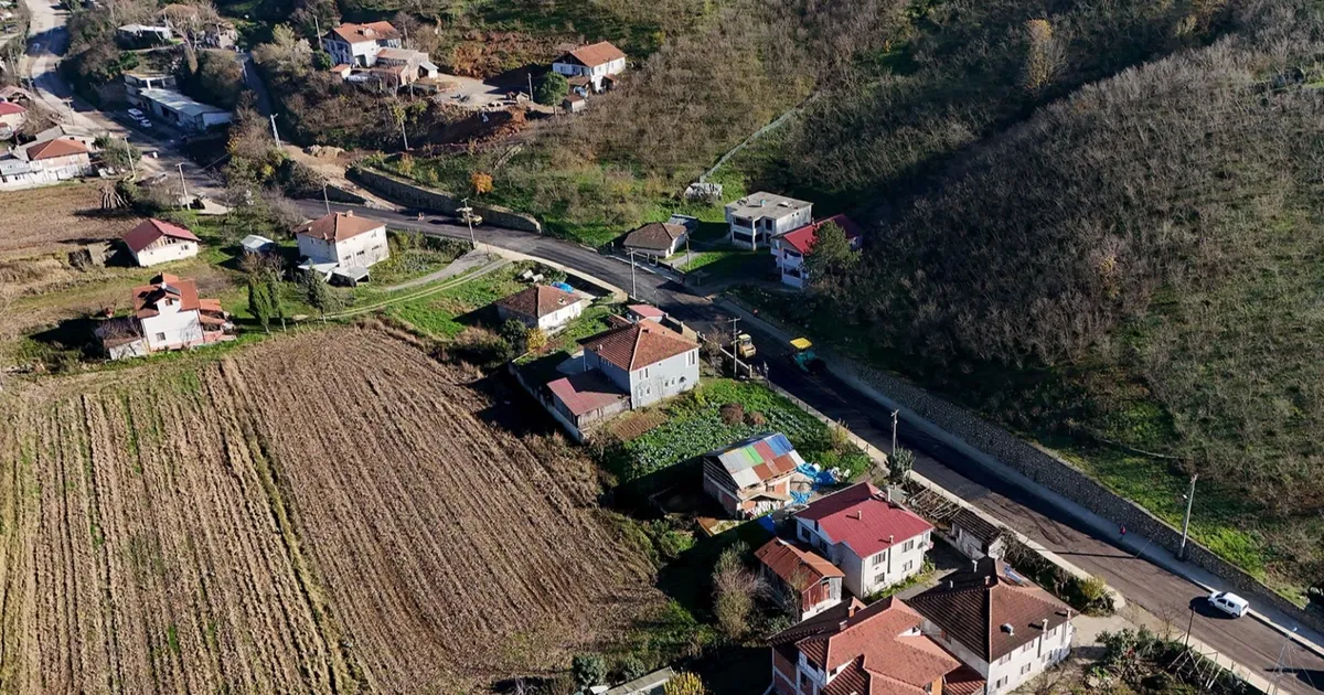 Sakarya Altındere’de altyapı sonrası üstyapı da yenileniyor