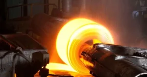 Sanayi üretimi yıllık yüzde 2,2 artarken aylık bazda yüzde 0,8