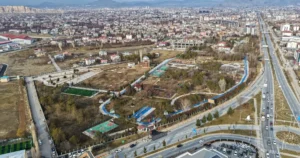Van Büyükşehir Belediyesince eski Devlet Su İşleri(DSİ) yerleşkesinde yapılan Millet