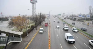 Alışveriş merkezlerinin çevresinde yaşanan trafik yoğunluğunun azaltılması için harekete geçen