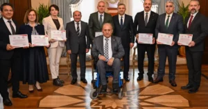 Antalya’da engelli ve hareket kabiliyeti kısıtlı bireylerin kent yaşamına tam,
