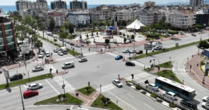 Antalya Büyükşehir Belediyesi, kent genelinde her geçen gün artan araç