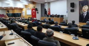 Antalya Büyükşehir Belediyesi, 2025 yılında 52 sulama kooperatifini verdiği enerji