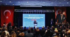 Antalya Büyükşehir Belediyesi ev sahipliğinde gerçekleştirilen çalıştayda, kentin ulaşım vizyonu