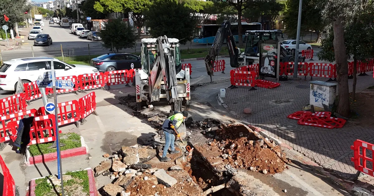 ASAT Muratpaşa’da içme suyu altyapısını yeniliyor