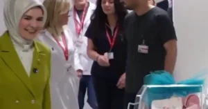 Aile ve Sosyal Hizmetler Bakanı Mahinur Özdemir Göktaş, Ankara'da doğum