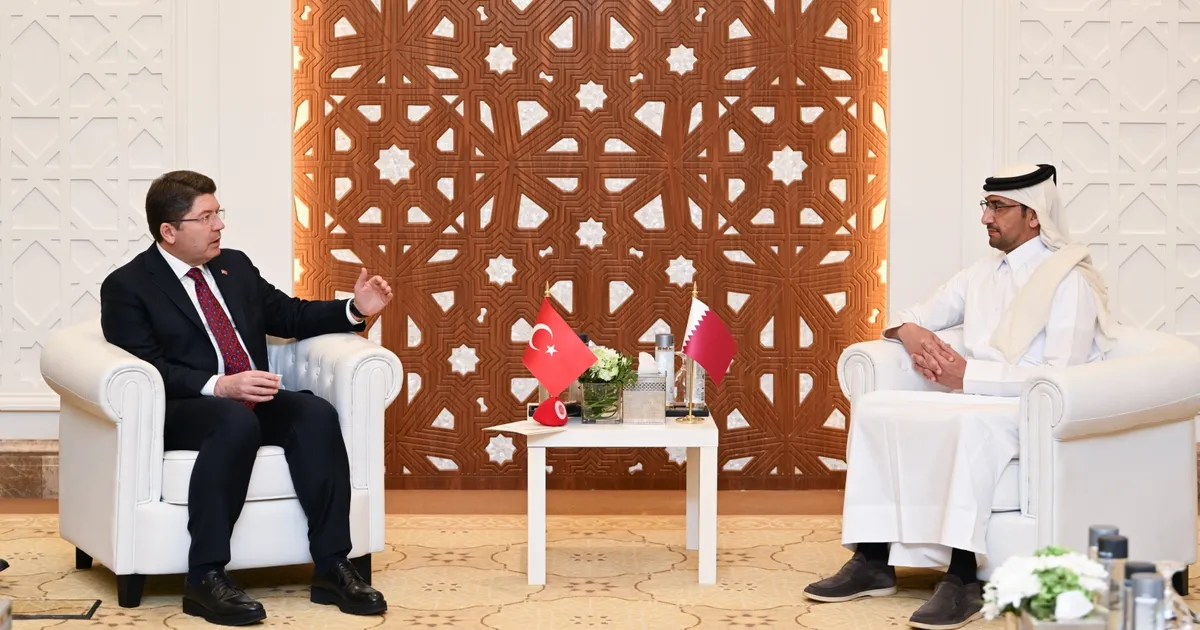 Bakan Tunç, Katarlı mevkidaşıyla buluştu