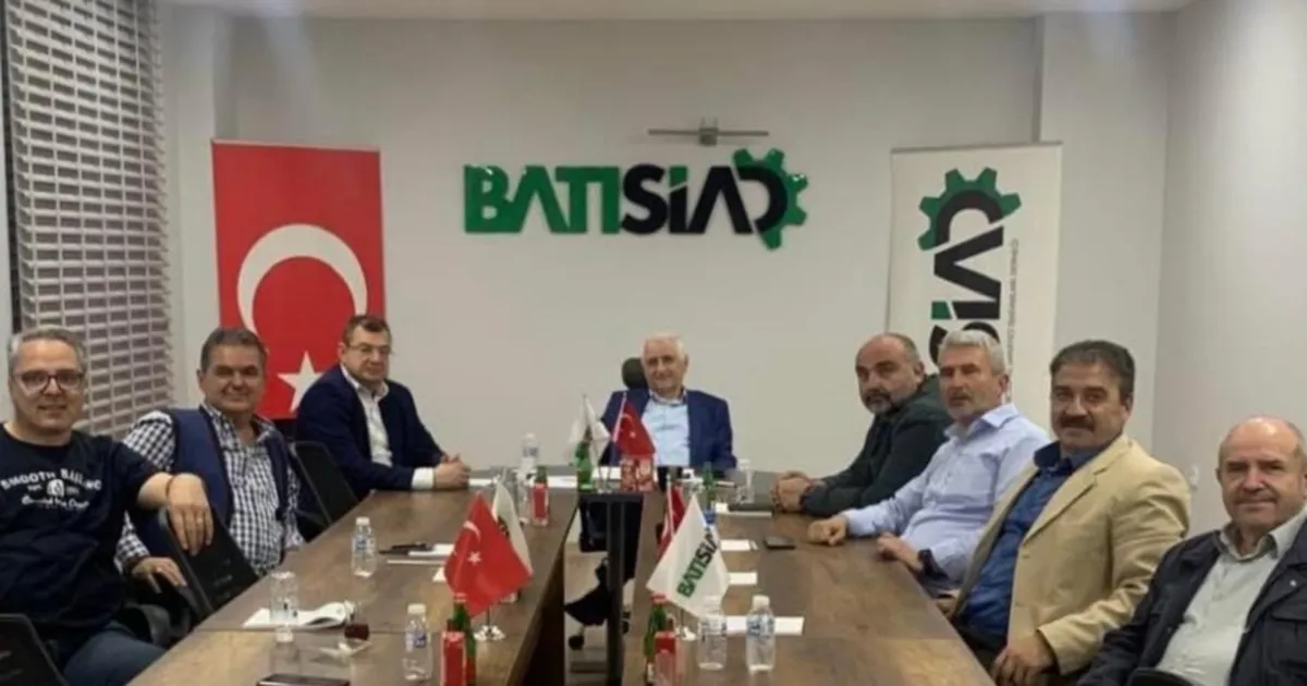 BATISİAD’da Ahmet Er güven tazeledi