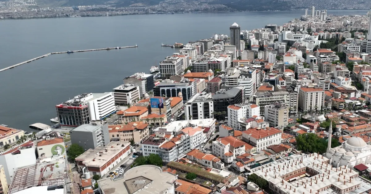 Bilim insanlarından İzmir için korkutan uyarı! İzmir çöküyor, deniz 50 yıla Basmane’ye ulaşabilir