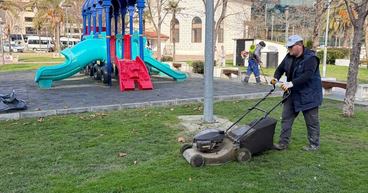 Bursa Gemlik’te üst yapı ve bakımda yoğun mesai