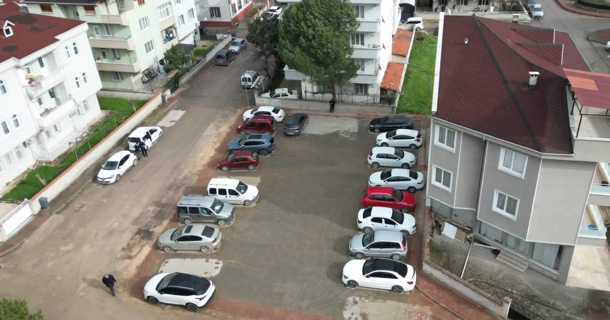 Bursa İnegöl’de 21 araçlık mahalle otoparkı hizmete açıldı