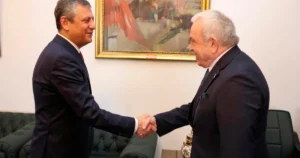 Bursa'da Nilüfer Belediye Başkanı Şadi Özdemir, CHP Nilüfer İlçe Örgütü
