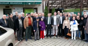 Bursa Osmangazi Belediye Başkanı Erkan Aydın, mahalle buluşmaları kapsamında Osmangazi’deki