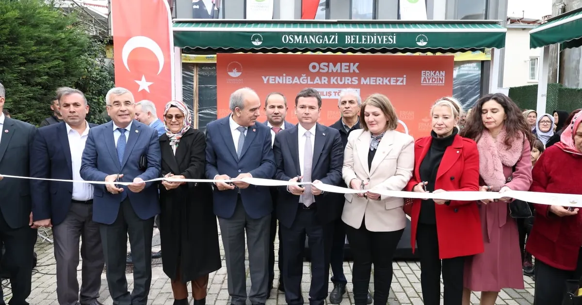 Osmangazi Belediyesi, vatandaşlardan gelen yoğun talepler doğrultusunda Yenibağlar Mahallesi’ne yeni