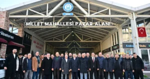 Bursa'da Yıldırım Belediye Başkanı Oktay Yılmaz, Millet Mahallesi Kapalı Pazar