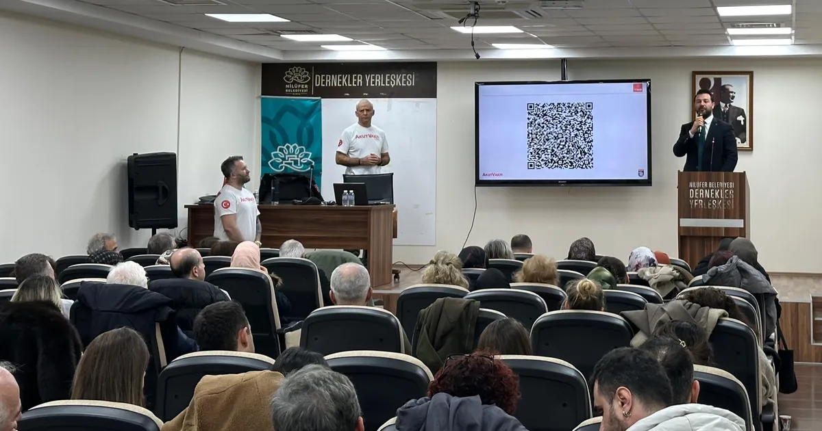 Nilüfer Belediyesi, personelinin afetlere karşı hazırlıklı olması amacıyla Türkiye Belediyeler