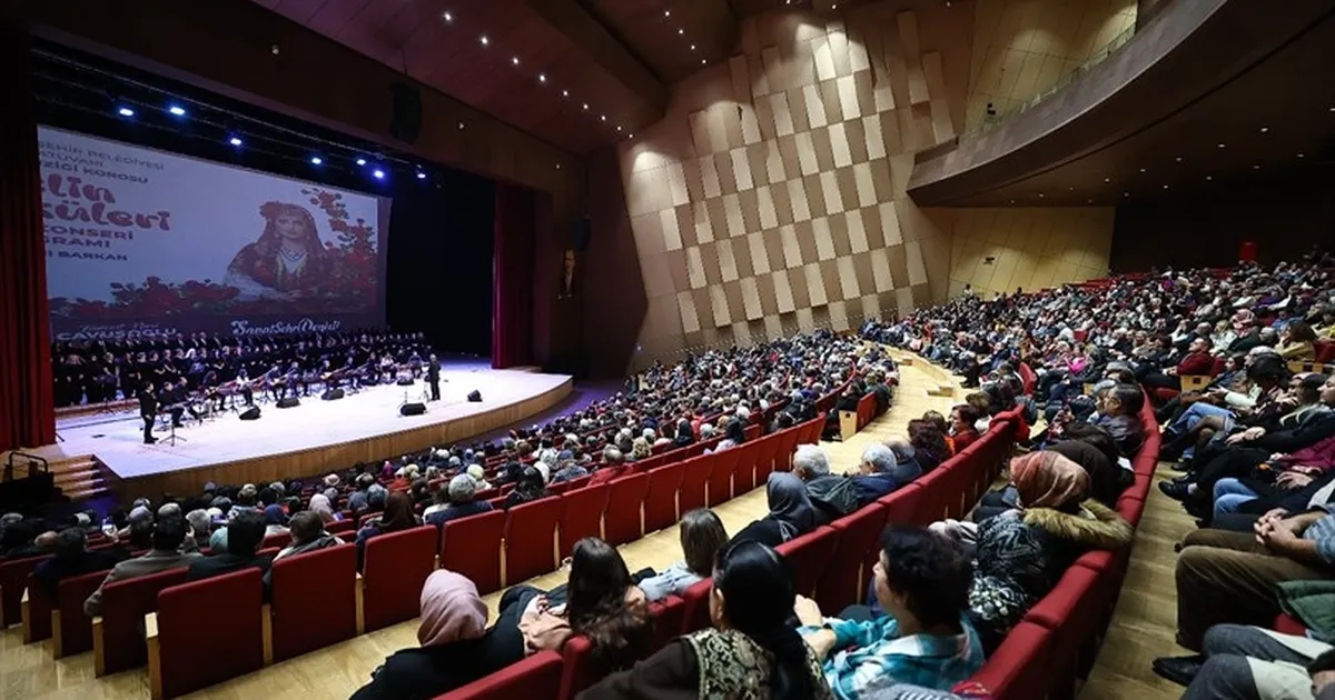 Denizli’de ‘Gelin Türküleri’ konseri büyük beğeni topladı