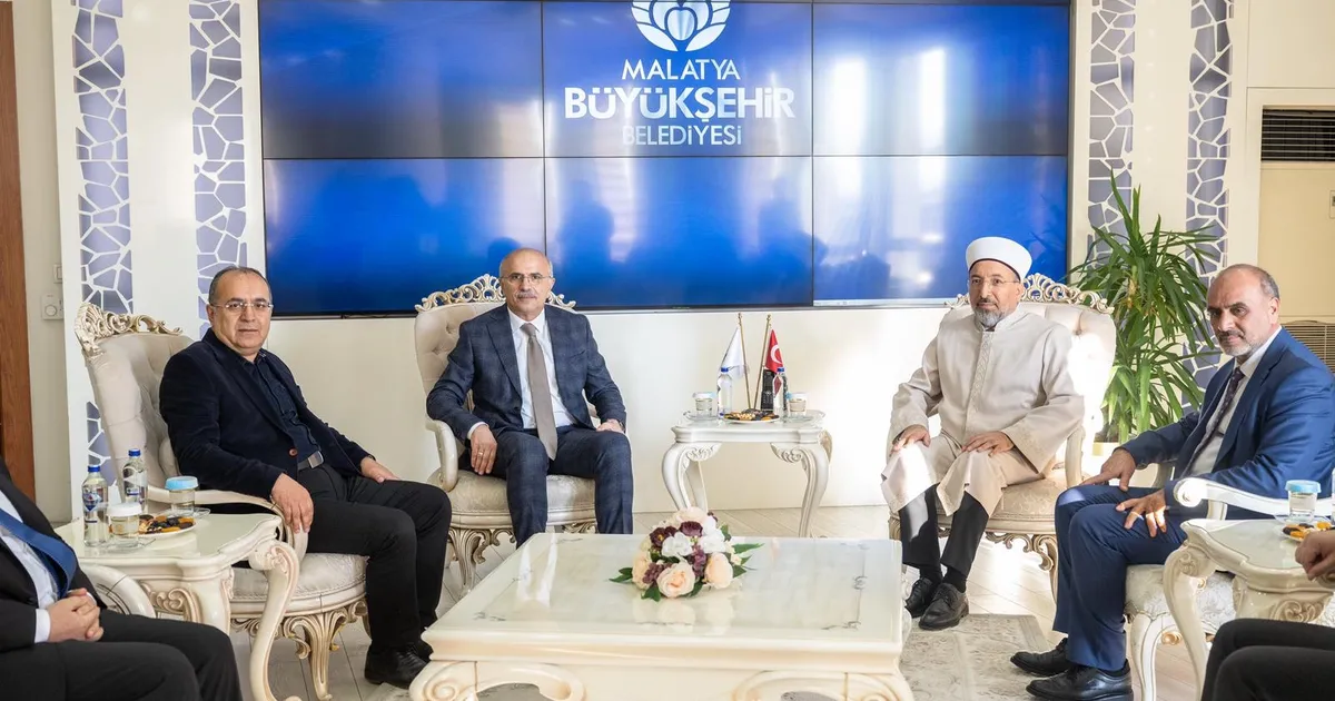 Mirac Kandili münasebetiyle bir dizi ziyaret ve programlara katılmak üzere